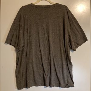 Polo Size XXL v-neck t-shirt color brown